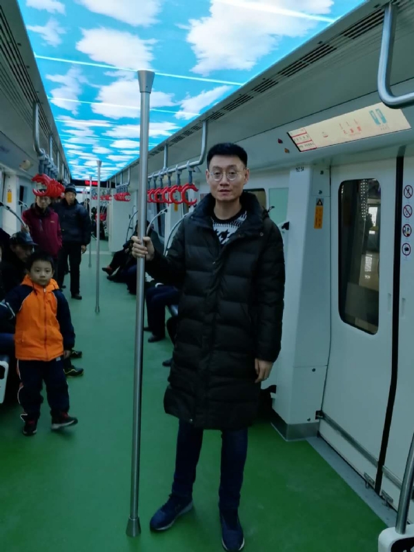 朱利安的第一张照片--石家庄相亲服务中心