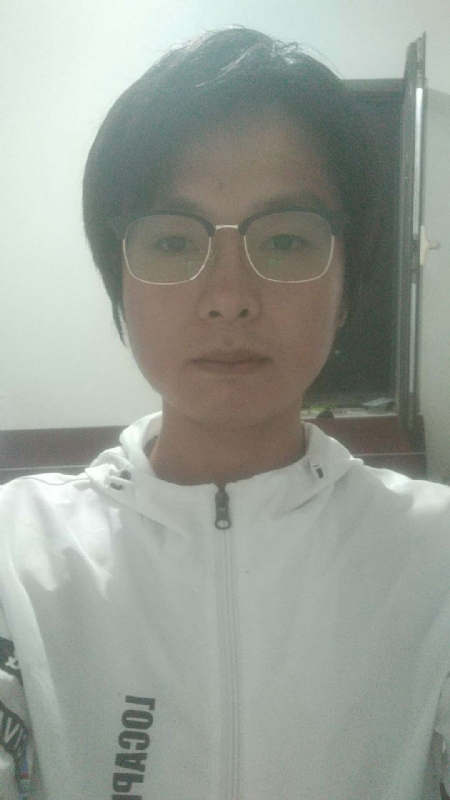 轻吻的第一张照片--石家庄相亲服务中心