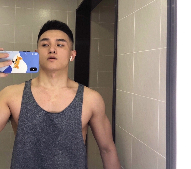 李文亮的第一张照片--石家庄相亲服务中心