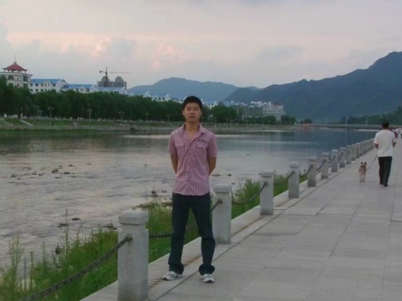 王王的第一张照片--石家庄相亲服务中心