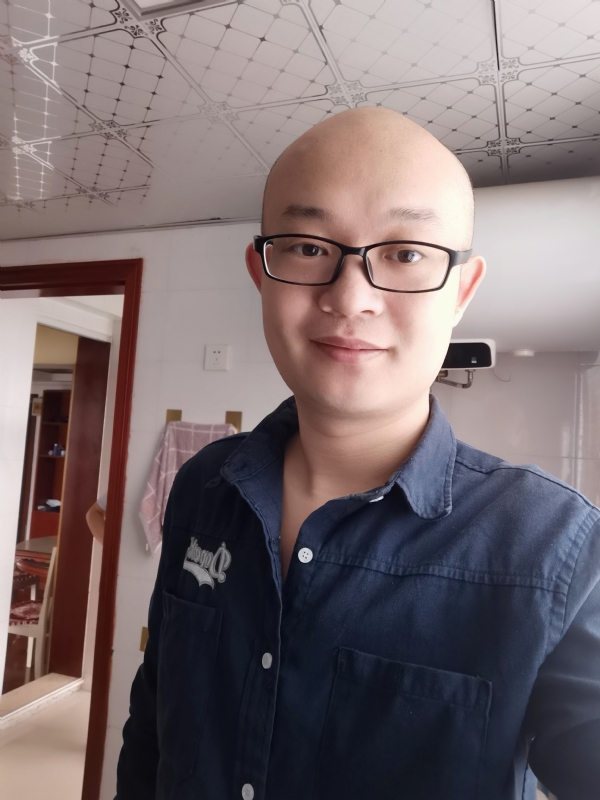 凝望远方的第一张照片--石家庄相亲服务中心