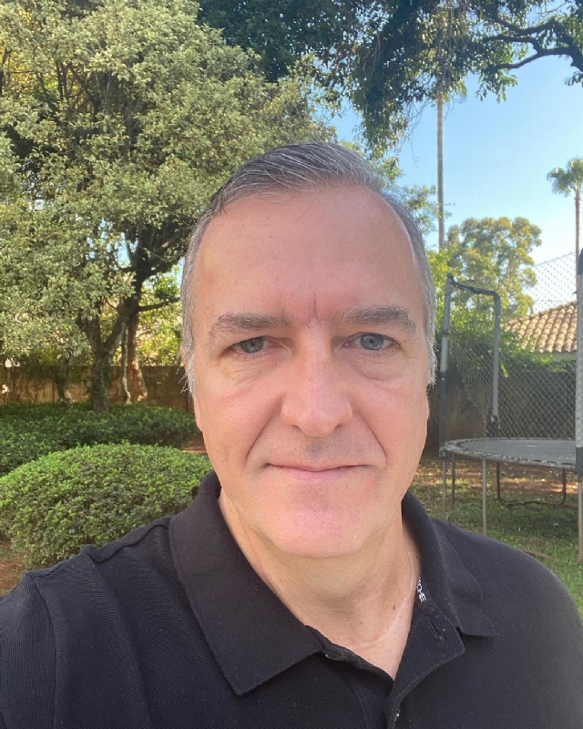 Lee的第一张照片--石家庄相亲服务中心