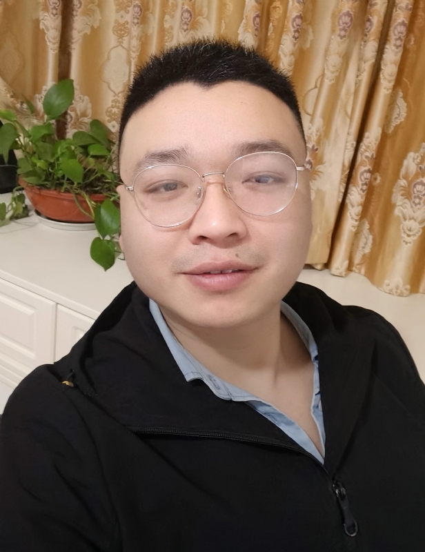 华哥的第二张照片--石家庄相亲服务中心