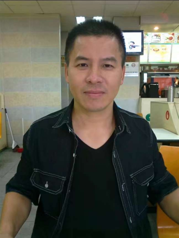 享受孤独的第一张照片--石家庄相亲服务中心