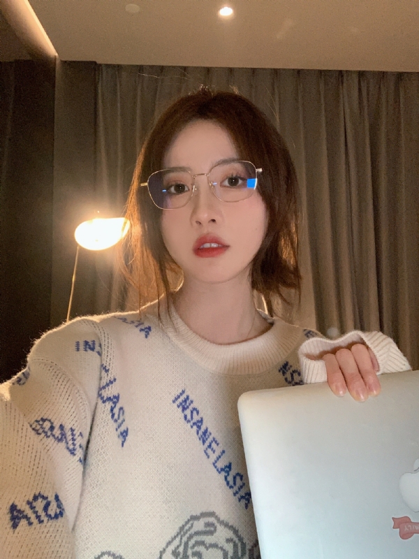 小曦的第一张照片--石家庄相亲服务中心