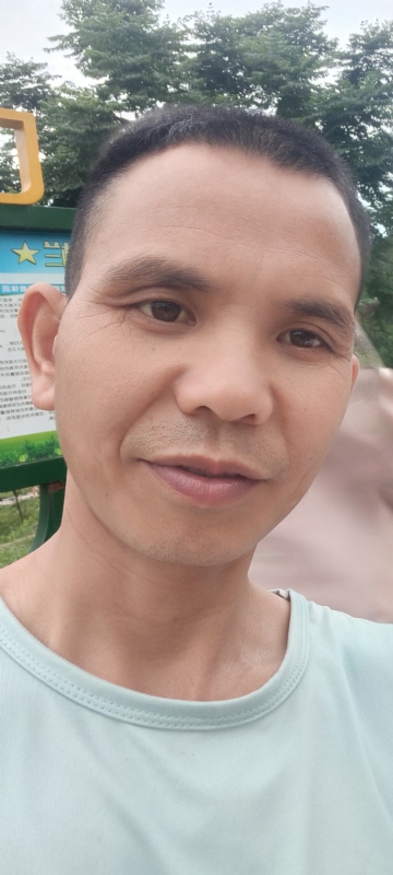 找个相爱的人结婚的第一张照片--石家庄相亲服务中心