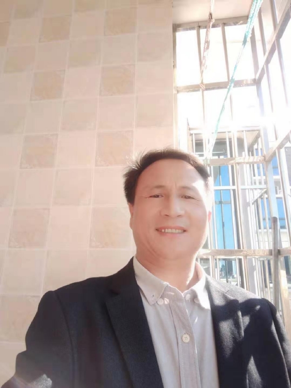 平平安安的第二张照片--石家庄相亲服务中心