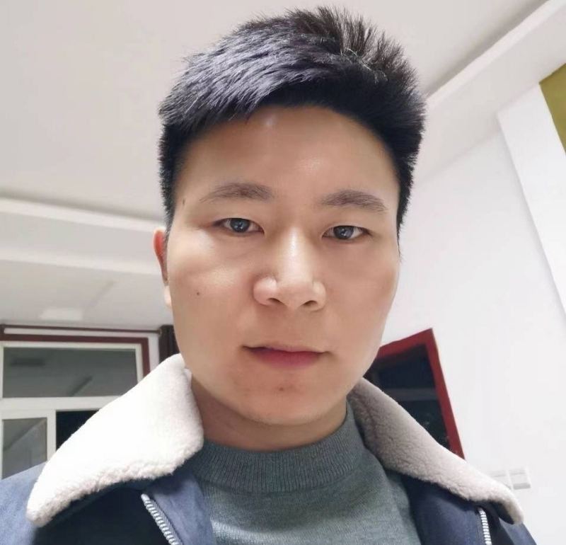 延峰的第一张照片--石家庄相亲服务中心