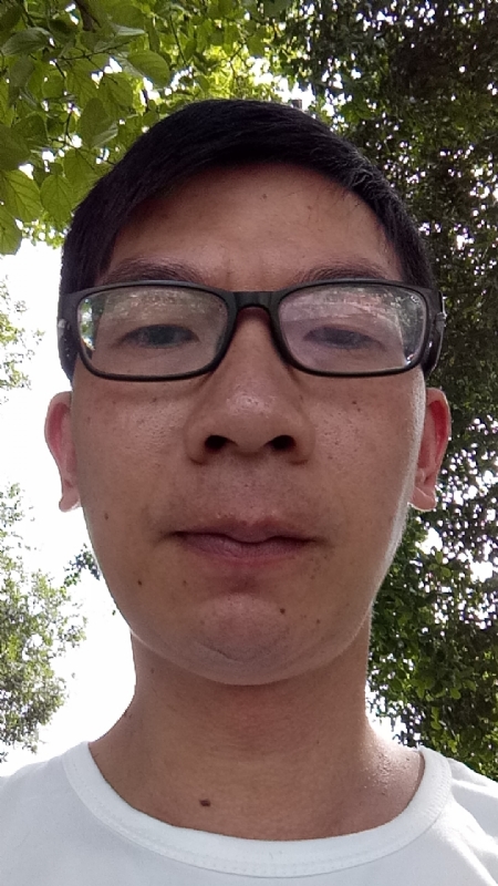 奋斗的第一张照片--石家庄相亲服务中心