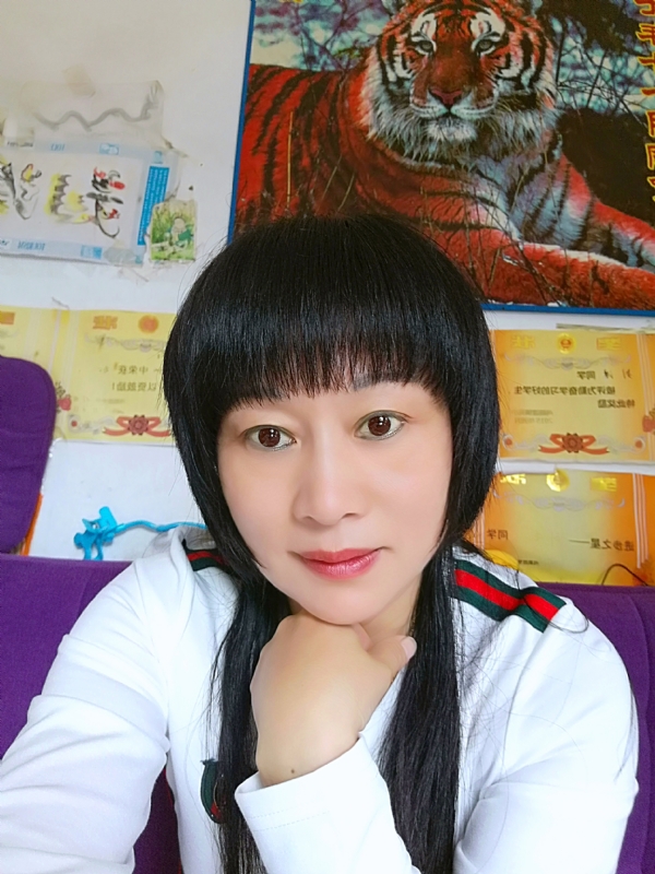 金鱼儿的第二张照片--石家庄相亲服务中心