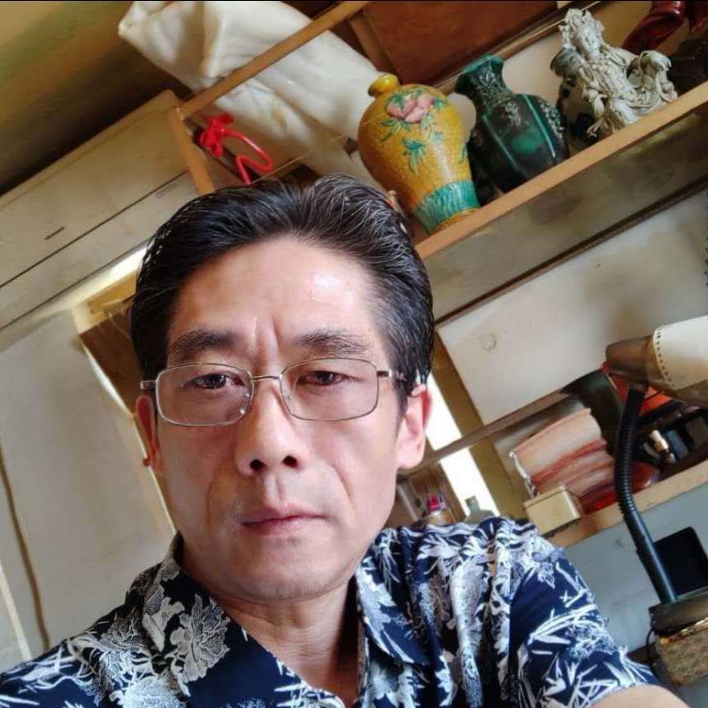 没有爱情也要飞渡一生的第一张照片--石家庄相亲服务中心