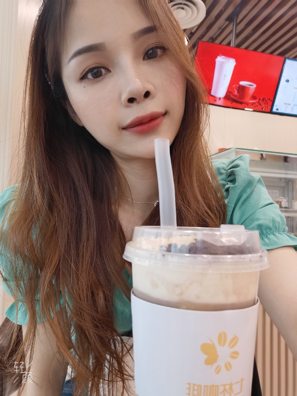 丽丽子的第一张照片--石家庄相亲服务中心