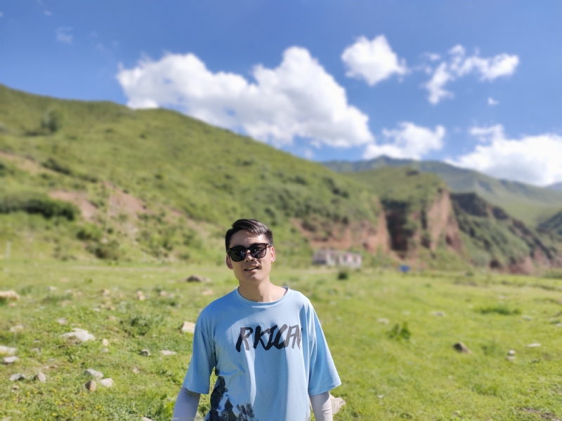 祁三岁的第一张照片--石家庄相亲服务中心