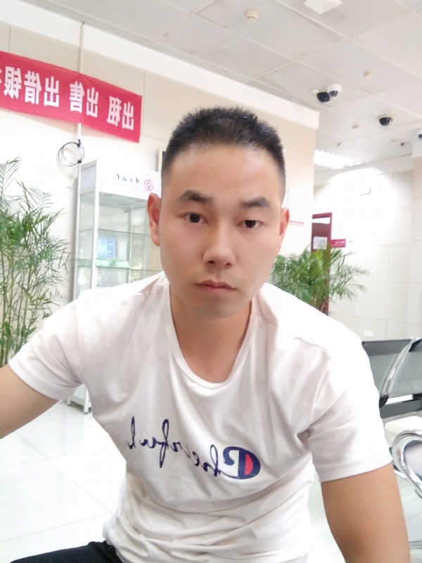 小少的第二张照片--石家庄相亲服务中心