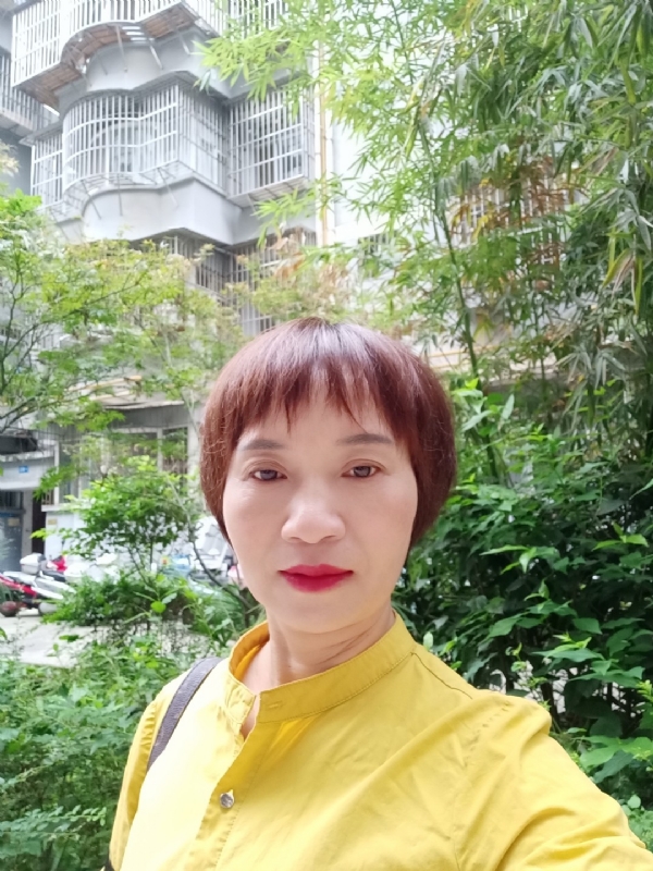 小瓶子的第二张照片--石家庄相亲服务中心