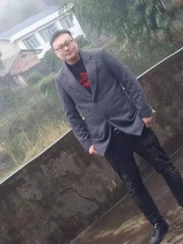 冰城的第一张照片--石家庄相亲服务中心