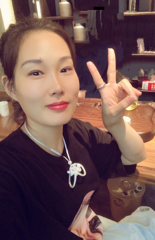 冷紫斑蝶的第一张照片--石家庄相亲服务中心