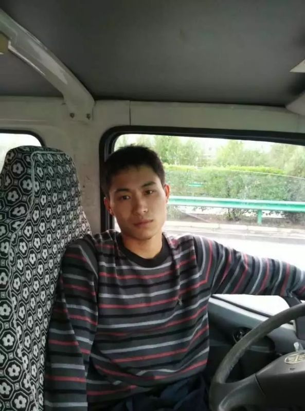 桦树林的第一张照片--石家庄相亲服务中心