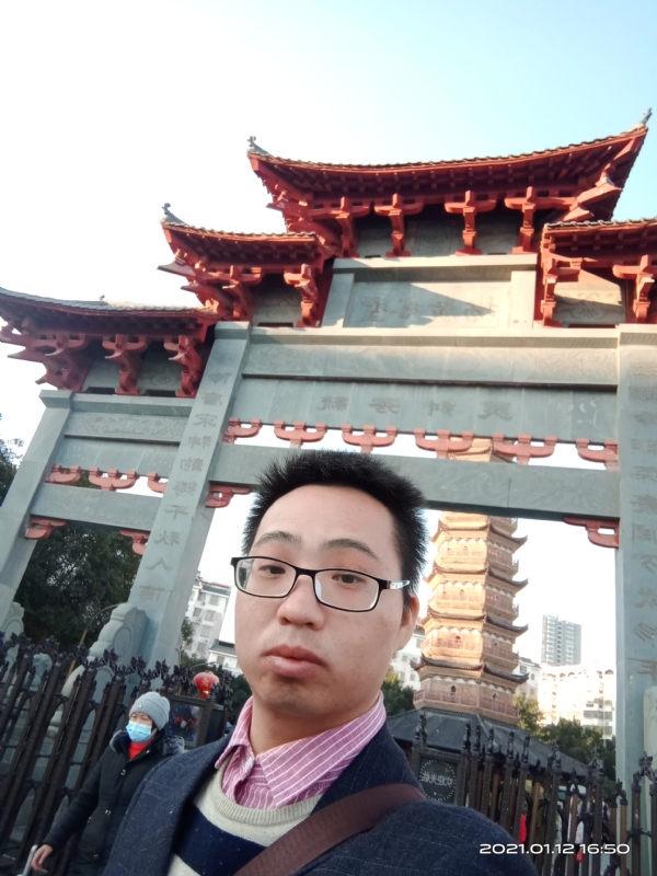 碧血丹心的第一张照片--石家庄相亲服务中心