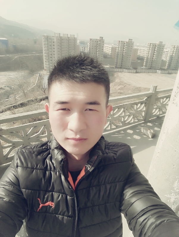 兵心依旧的第一张照片--石家庄相亲服务中心