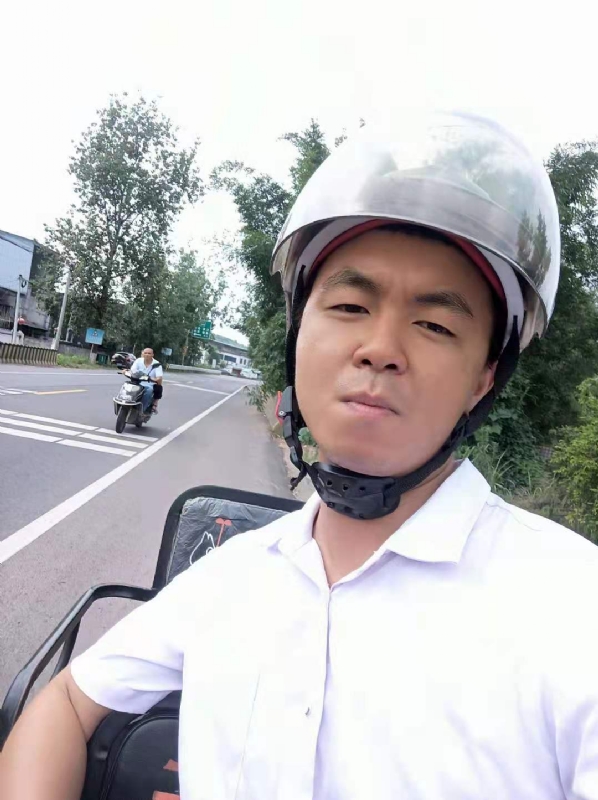 紧张死了的第一张照片--石家庄相亲服务中心