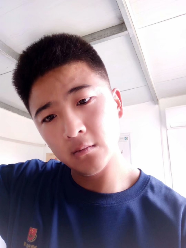 脸红相遇的第一张照片--石家庄相亲服务中心