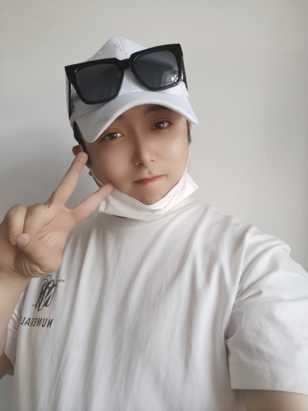 喵大龙的第一张照片--石家庄相亲服务中心