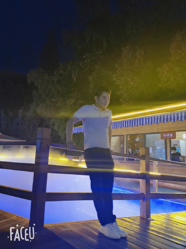 一生一世的爱情鸟的第一张照片--石家庄相亲服务中心