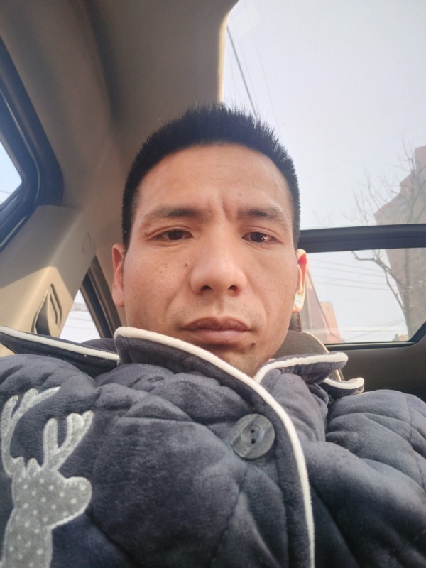 青春不长在的第一张照片--石家庄相亲服务中心