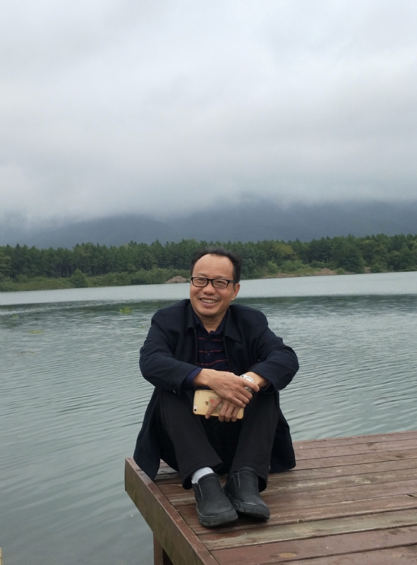 老牛的第一张照片--石家庄相亲服务中心