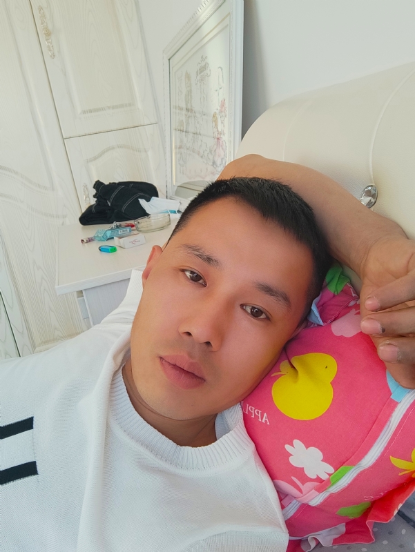 一个人的第一张照片--石家庄相亲服务中心