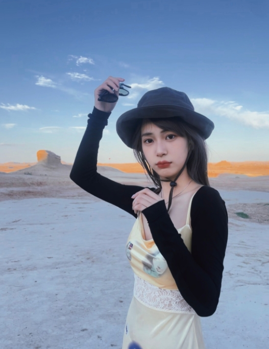 英姐的第一张照片--石家庄相亲服务中心