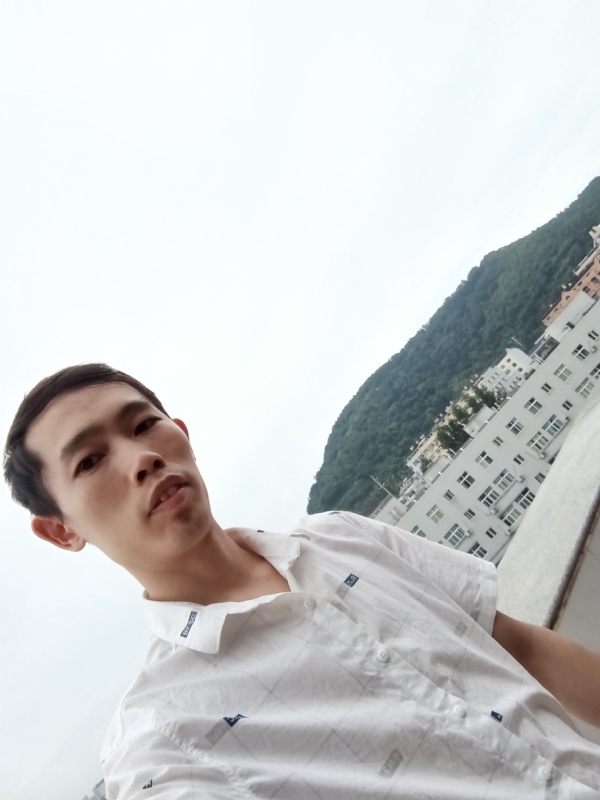 会飞的鱼的第一张照片--石家庄相亲服务中心