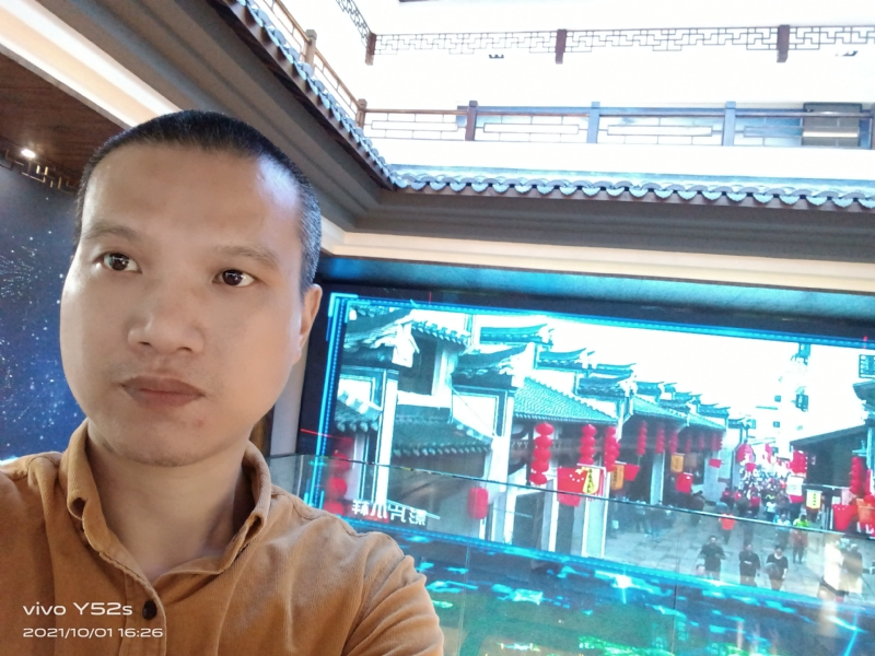 云中漫步的第一张照片--石家庄相亲服务中心