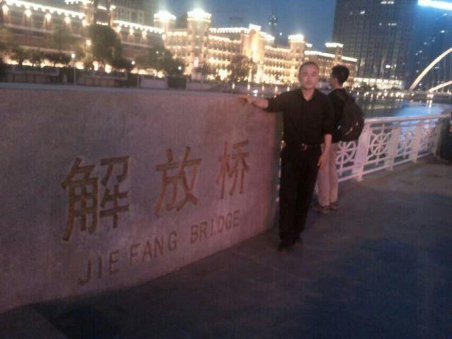 海阔天空的第一张照片--石家庄相亲服务中心