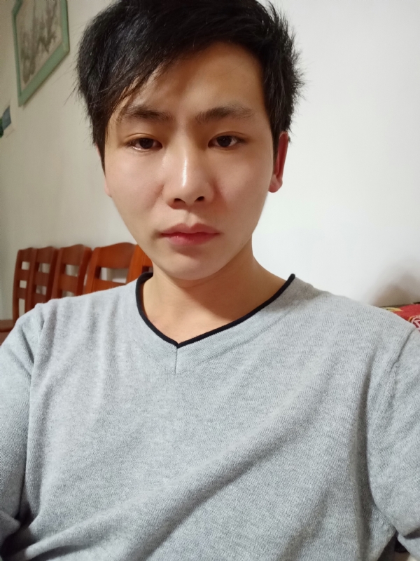 小强的第一张照片--石家庄相亲服务中心