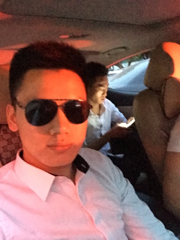 哎迩的第一张照片--石家庄相亲服务中心