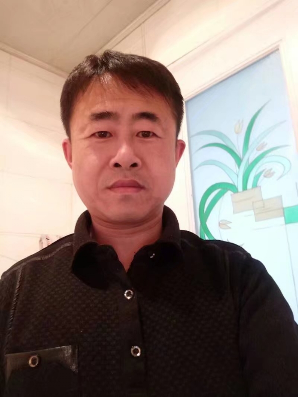 坦率的第一张照片--石家庄相亲服务中心