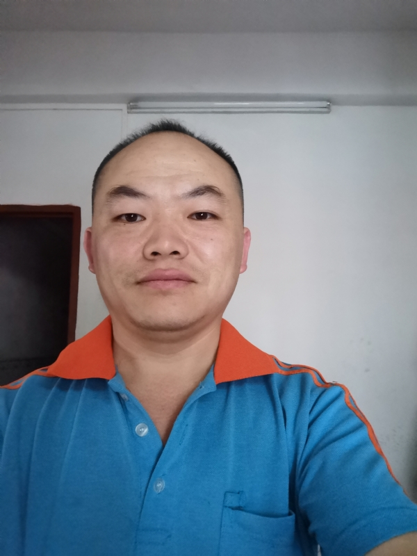 与子携老的第六张照片--石家庄相亲服务中心