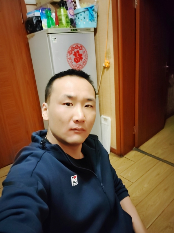 子昂的第一张照片--石家庄相亲服务中心