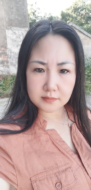 乖乖一女的第一张照片--石家庄相亲服务中心