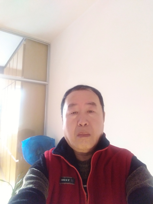 快乐的第一张照片--石家庄相亲服务中心