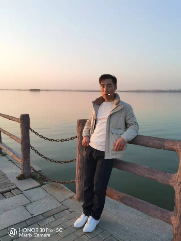 望月兔的第一张照片--石家庄相亲服务中心