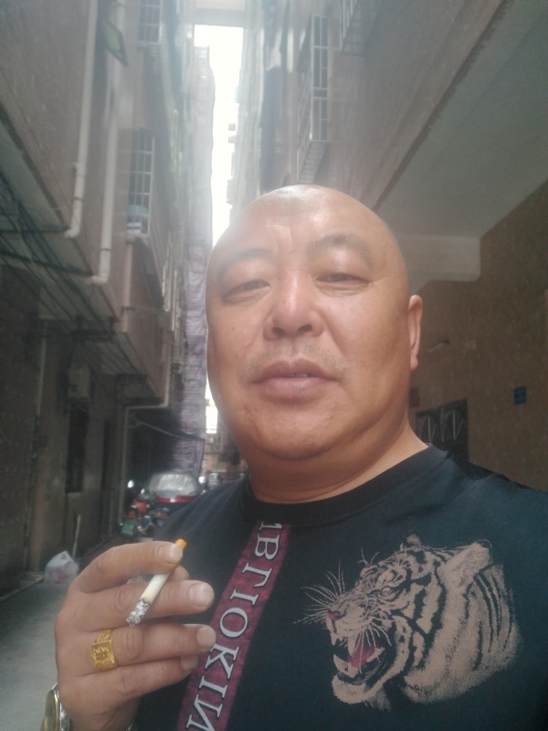 人在TA乡的第一张照片--石家庄相亲服务中心