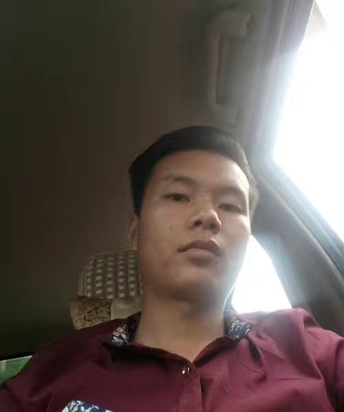 单亲爸爸的第一张照片--石家庄相亲服务中心