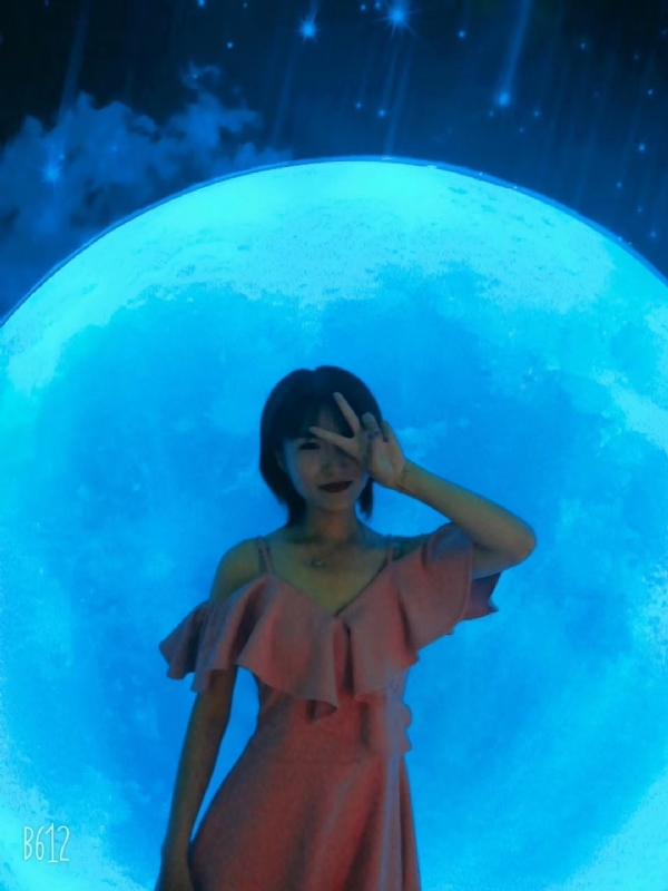 Smile的第一张照片--石家庄相亲服务中心