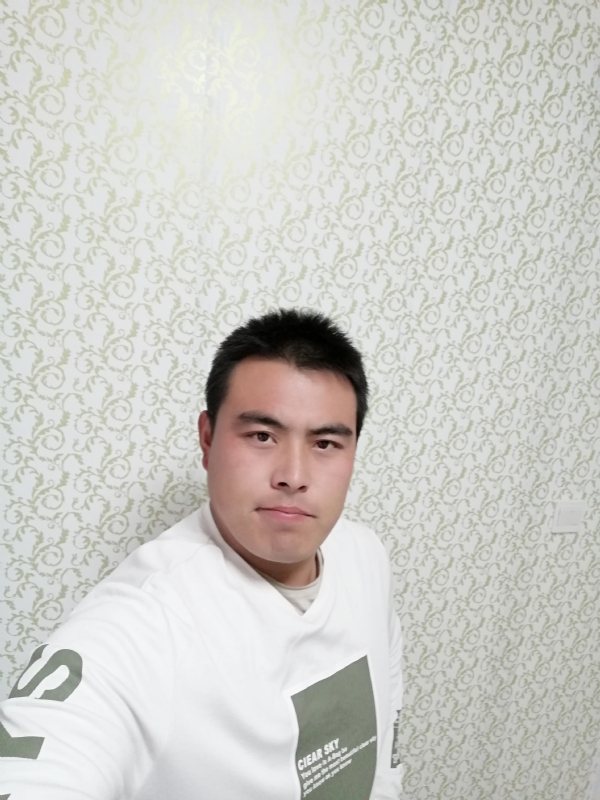 看草莓在跳舞的第一张照片--石家庄相亲服务中心