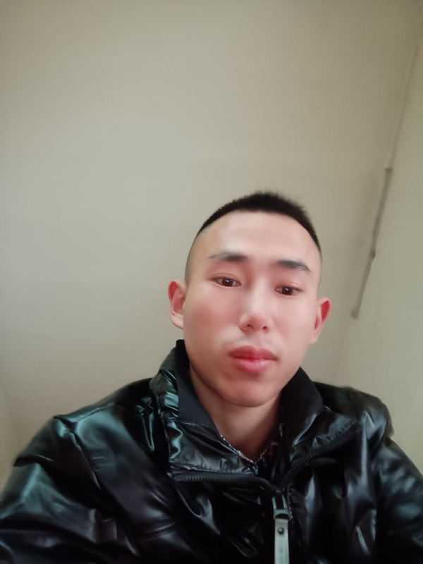 阿浩的第一张照片--石家庄相亲服务中心
