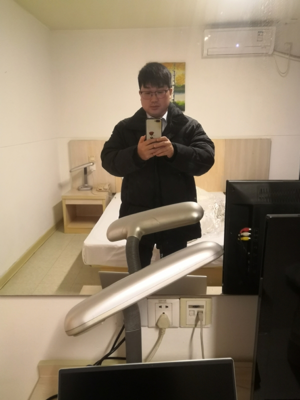 胡先生的第二张照片--石家庄相亲服务中心