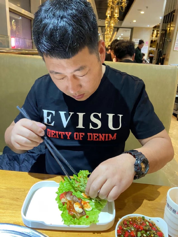 砒霜的第一张照片--石家庄相亲服务中心